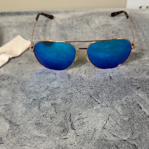 Michael Kors Rodinara MK5009 Aviator Sunglasses - FULL SET